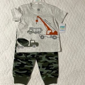 Carter’s Baby Boy T-Shirt and Jogger Pant Set 18M